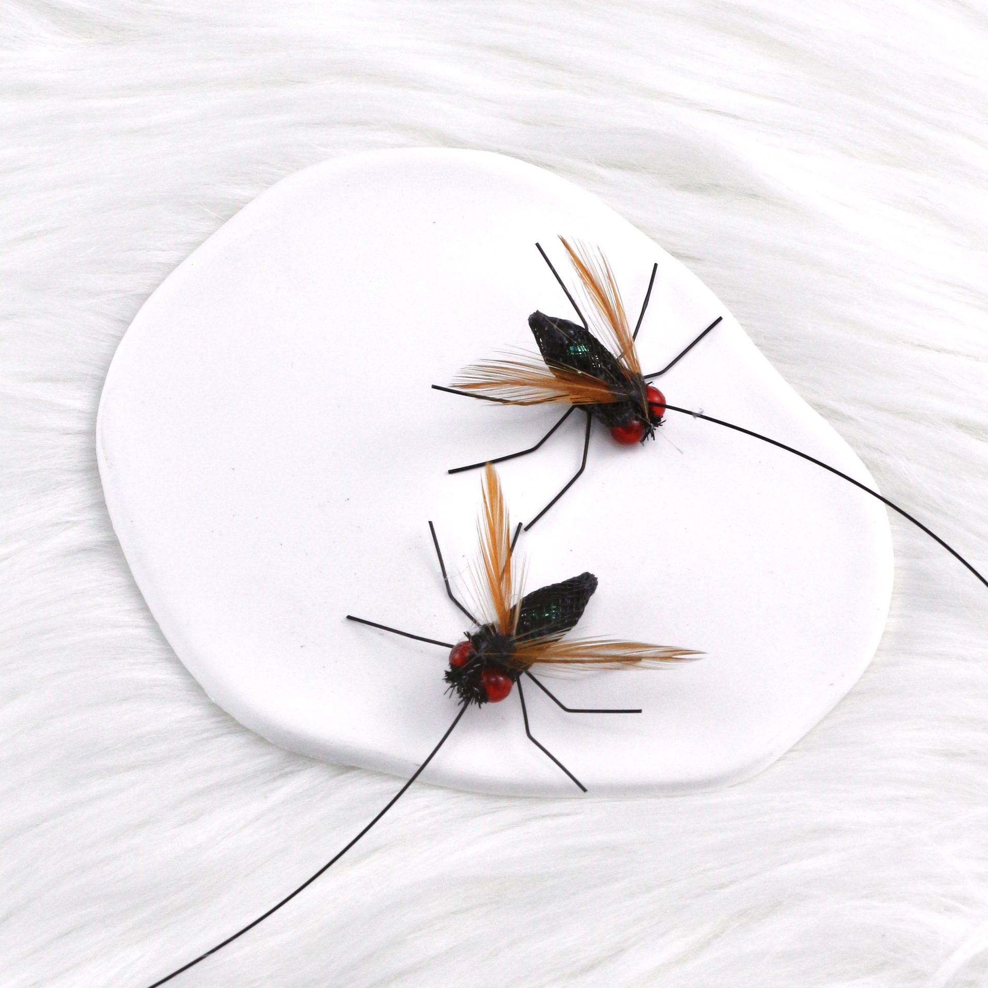 Small Flying Insect Cat Toy