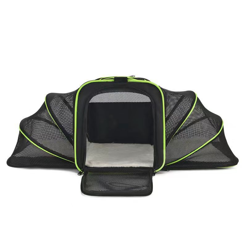 Double expanded pet carrier
